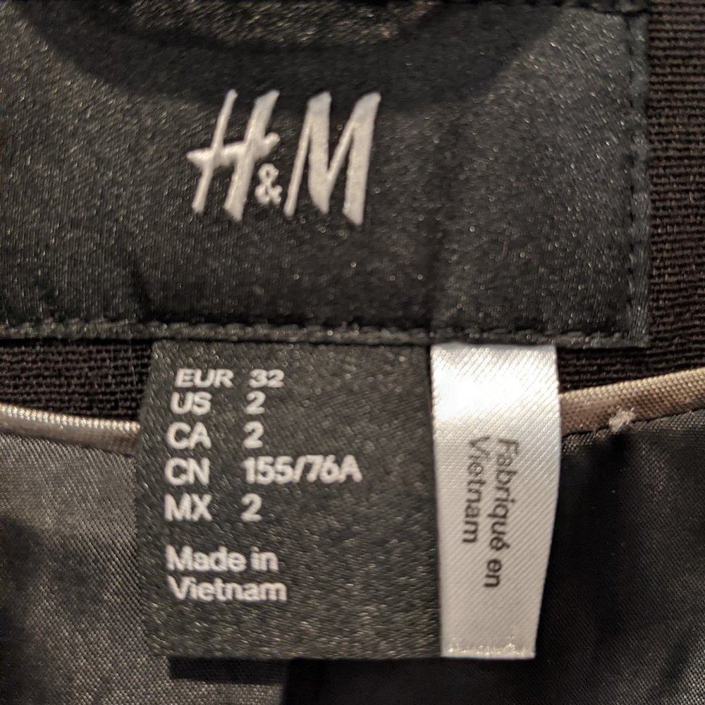 H&M Blazer - Picture 3 of 3